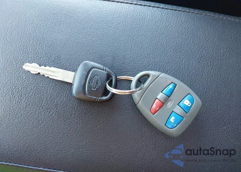 2001 Nissan Pathfinder Le z USA, uszkodzony, nr VIN JN8DR09Y11W586145